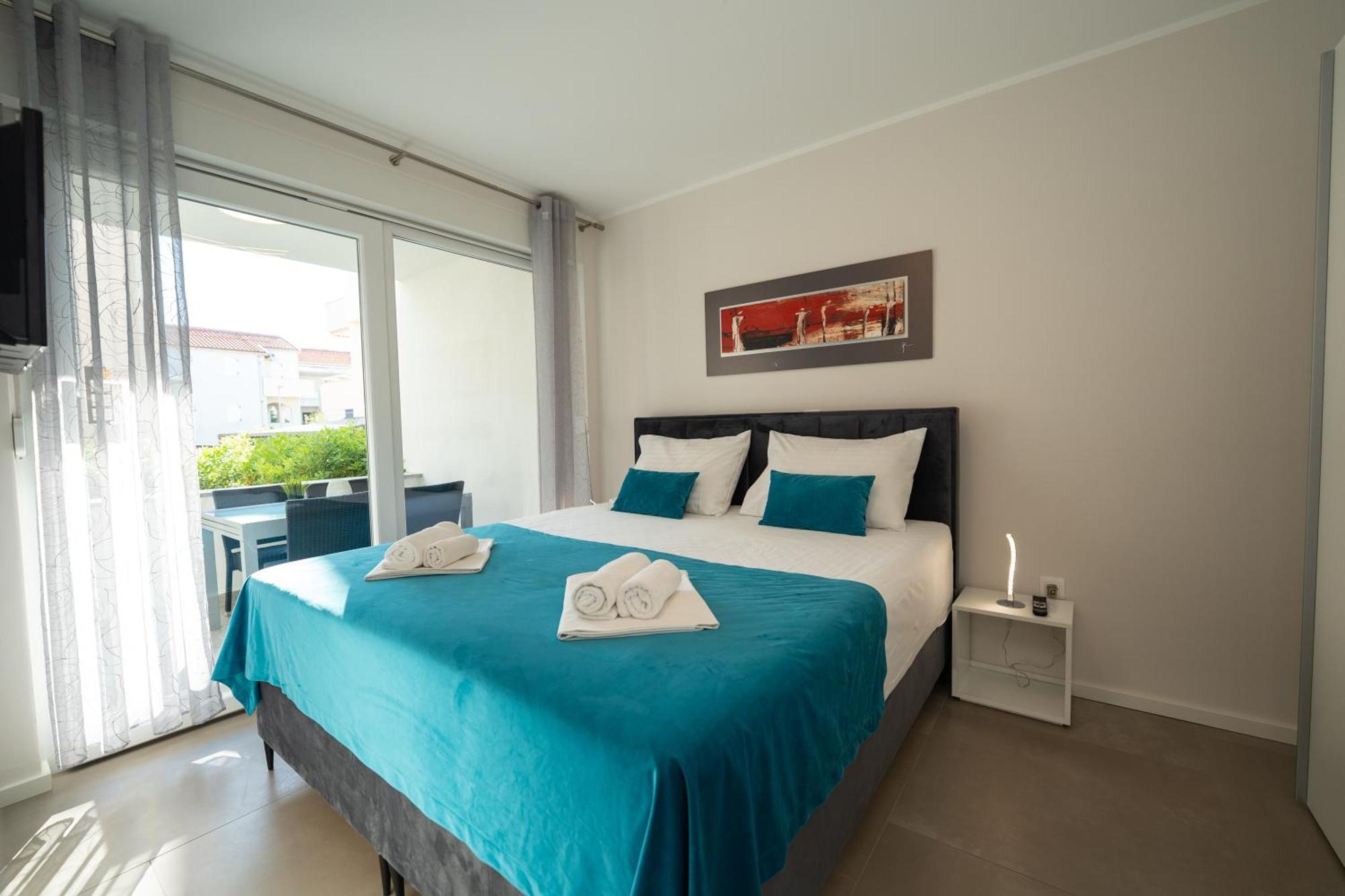 Relax Apartments Novalja Exterior photo