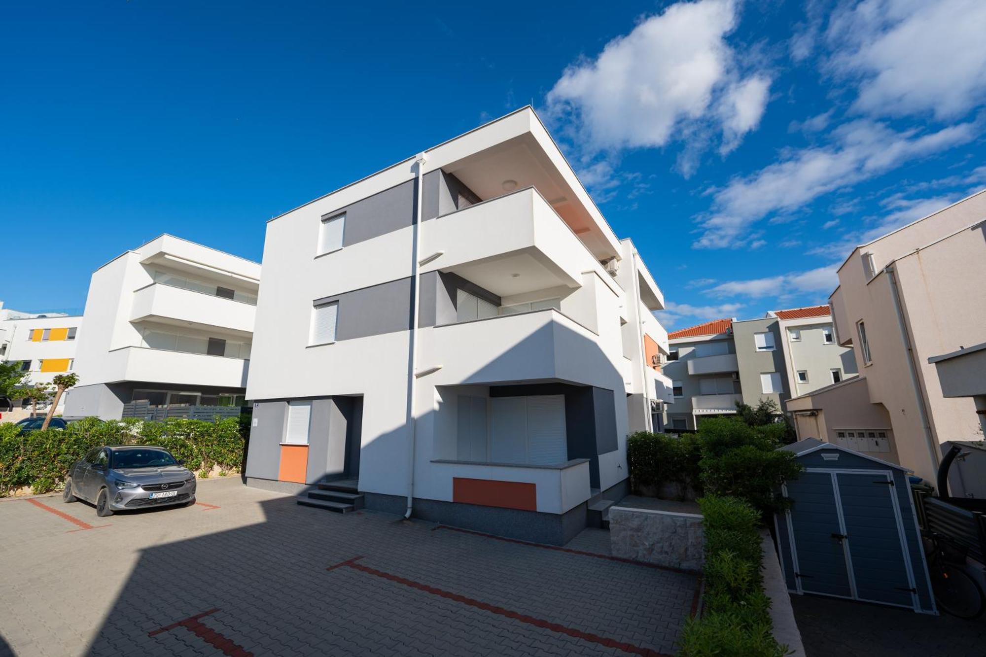 Relax Apartments Novalja Exterior photo