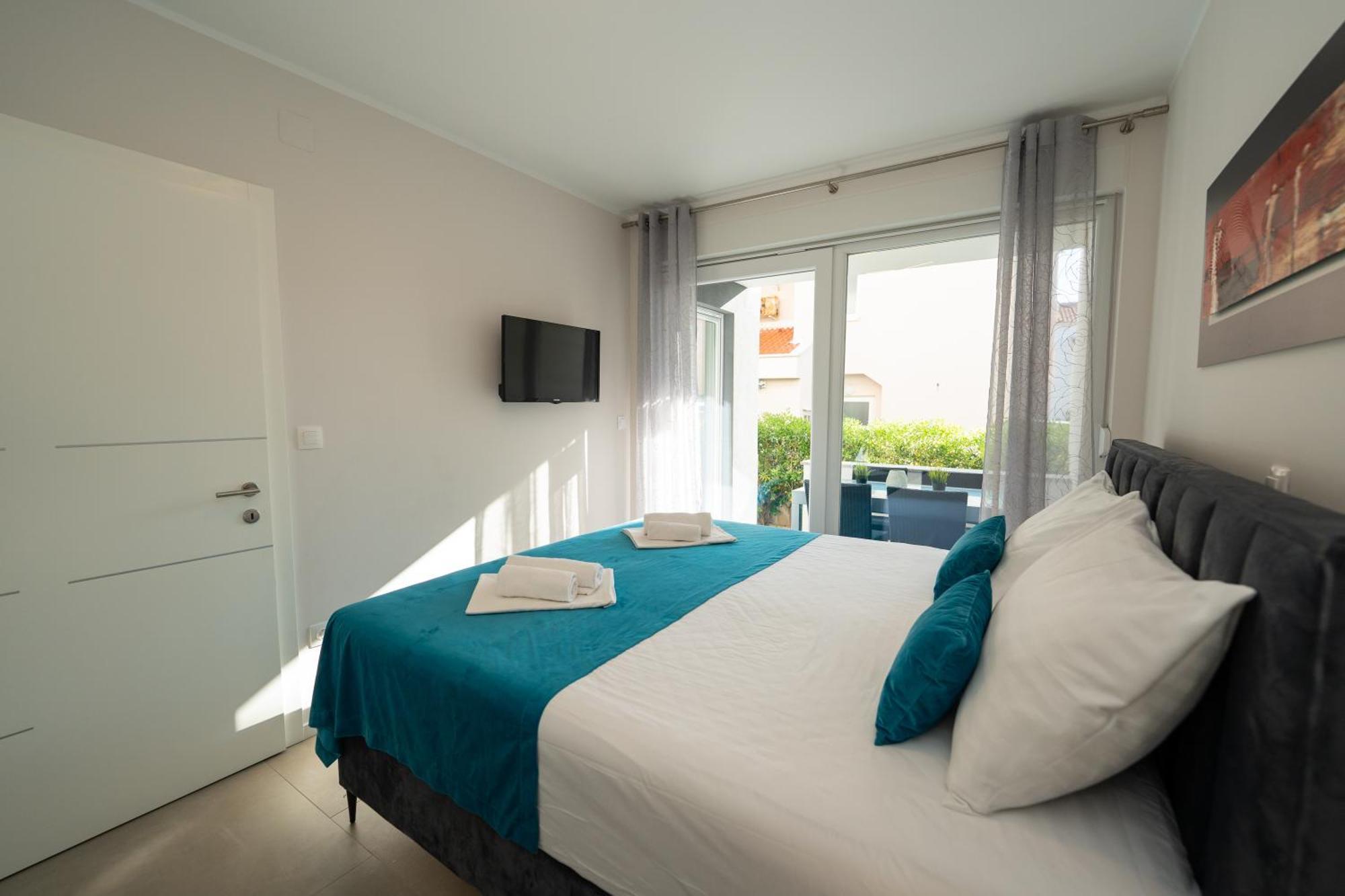 Relax Apartments Novalja Exterior photo
